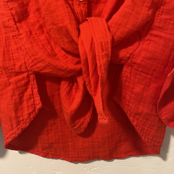 New Long-Sleeve Button-Up Red Blouse - Picture 5 of 14